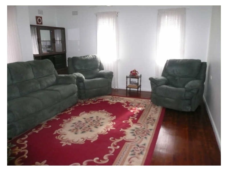 37 Jaeger Ave, Gunnedah NSW 2380