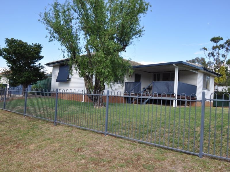 59 High St, Gunnedah NSW 2380