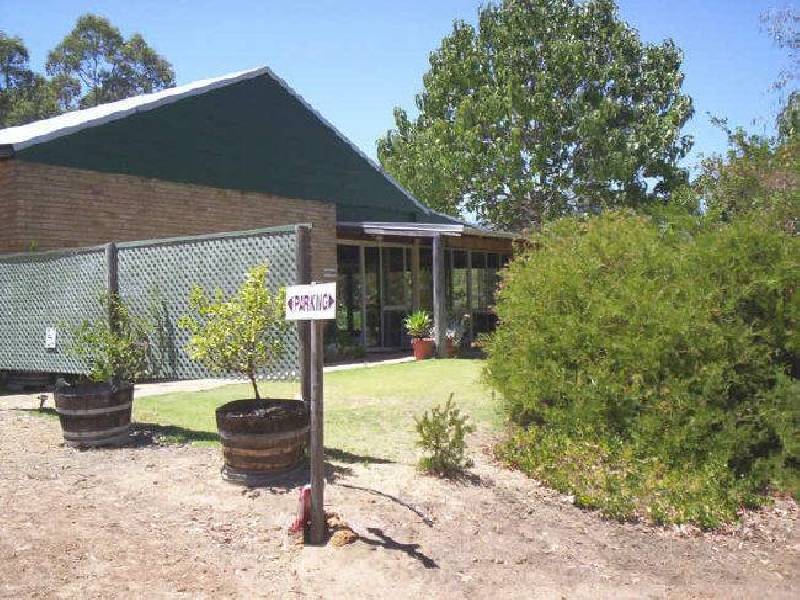 310 Houston Street, Sawyers Valley WA 6074