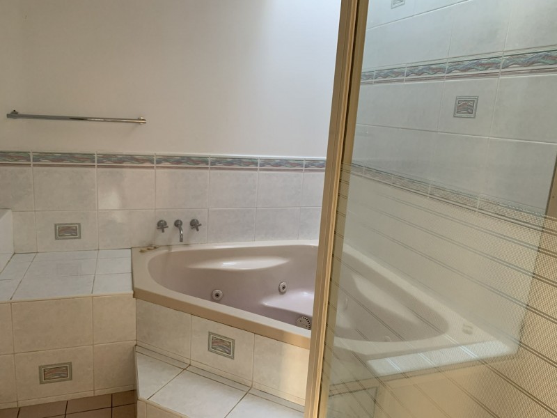 1 Oak Court, Suffolk Park NSW 2481