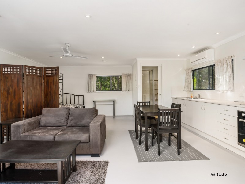 1a Cumbebin Park, Byron Bay NSW 2481