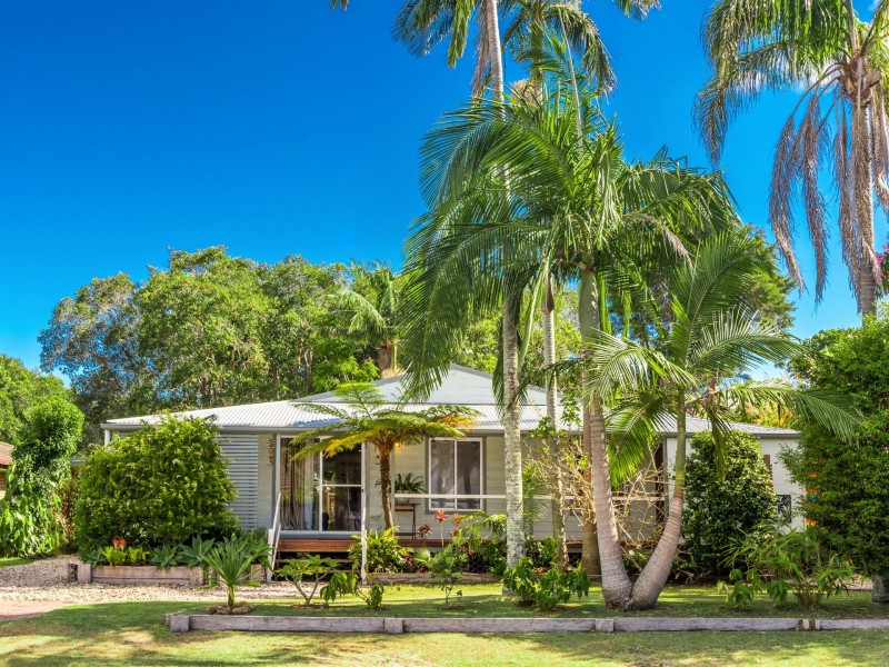 1a Cumbebin Park, Byron Bay NSW 2481