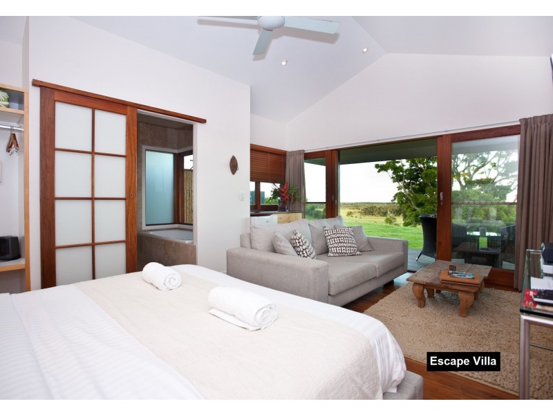 13 Cape Vista Drive, Ewingsdale NSW 2481