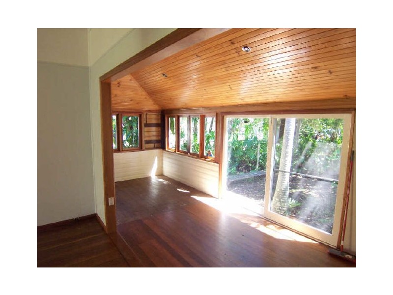 6 LITTLE BURNS STREET, Byron Bay NSW 2481
