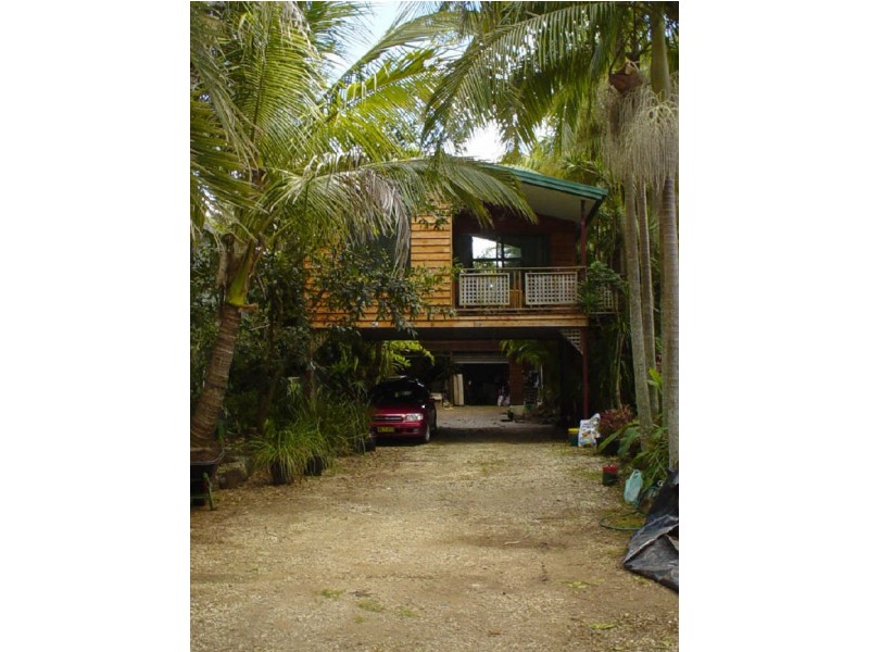 6 GIAOUR STREET, Byron Bay NSW 2481