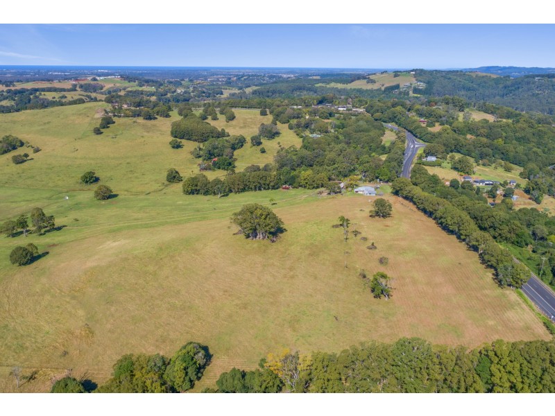 962 Tamarind Drive, Tintenbar NSW 2478