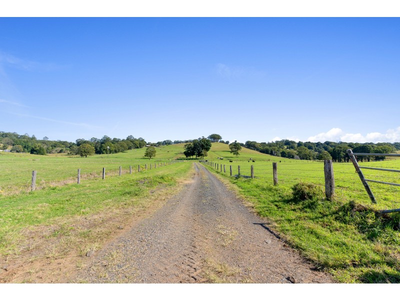 962 Tamarind Drive, Tintenbar NSW 2478