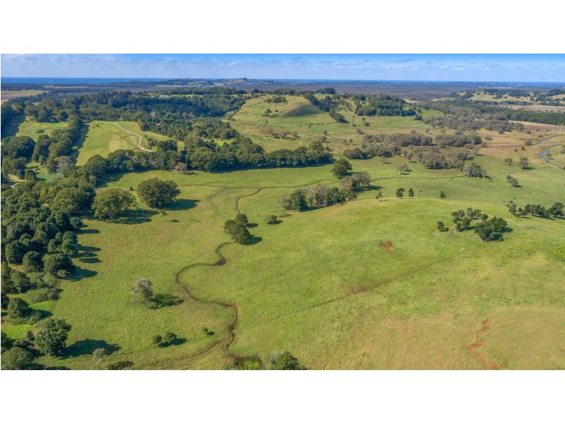 962 Tamarind Drive, Tintenbar NSW 2478