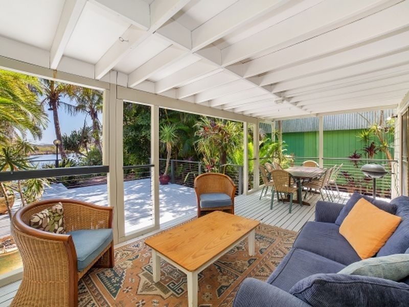 6 Giaour Street, Byron Bay NSW 2481
