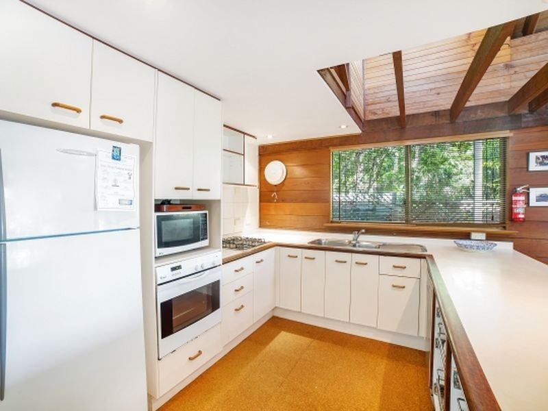 6 Giaour Street, Byron Bay NSW 2481