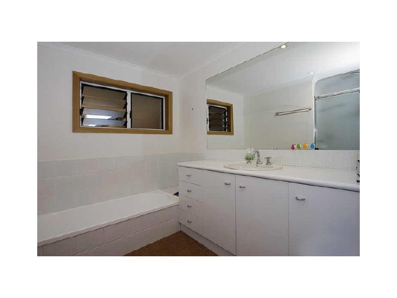 6 TEAK CIRCUIT, Byron Bay NSW 2481
