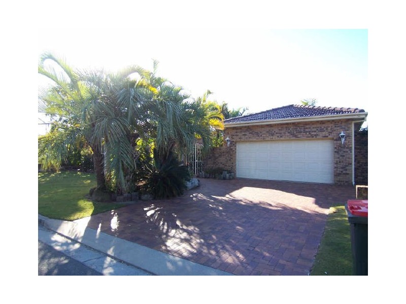 2 WAREHAM STREET, Suffolk Park NSW 2481