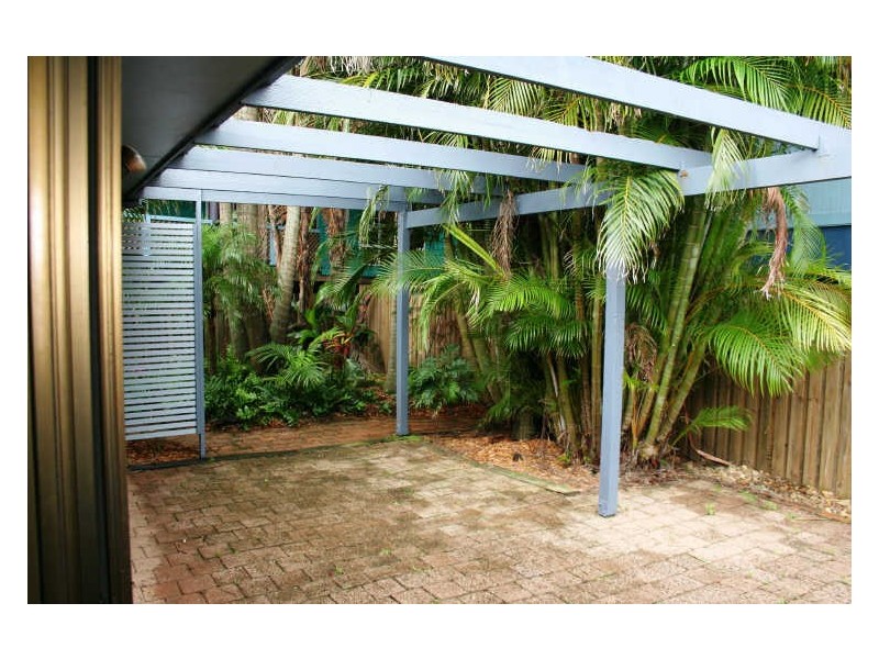 12B Kalemajere Drive, Suffolk Park NSW 2481