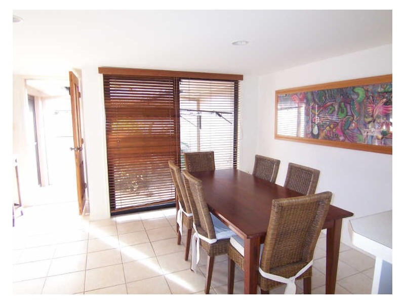 2/58 Armstrong Street, Byron Bay NSW 2481