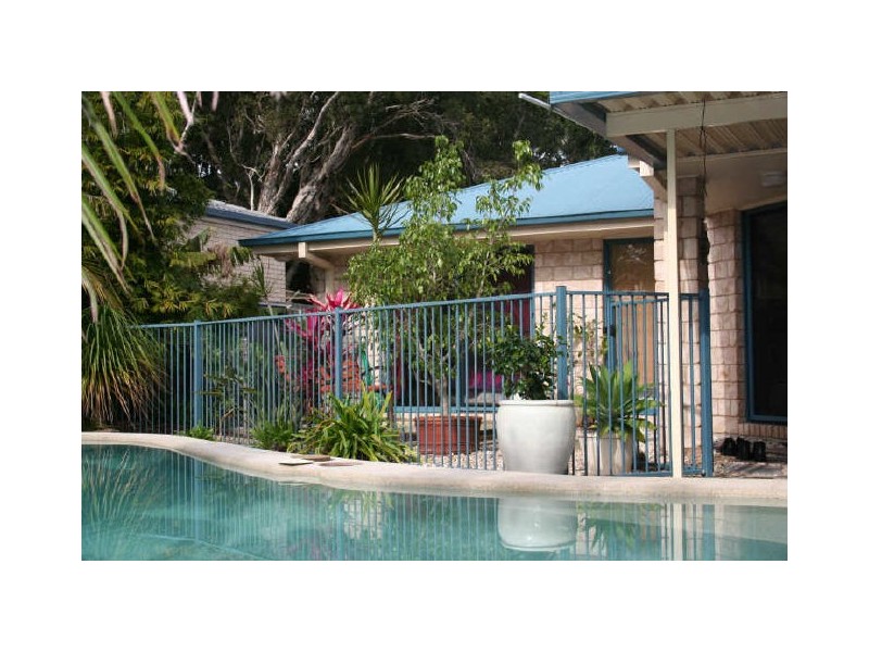 8 Honeysuckle Drive, Suffolk Park NSW 2481