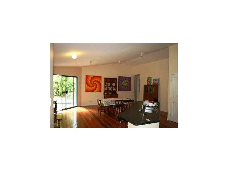 8 Honeysuckle Drive, Suffolk Park NSW 2481