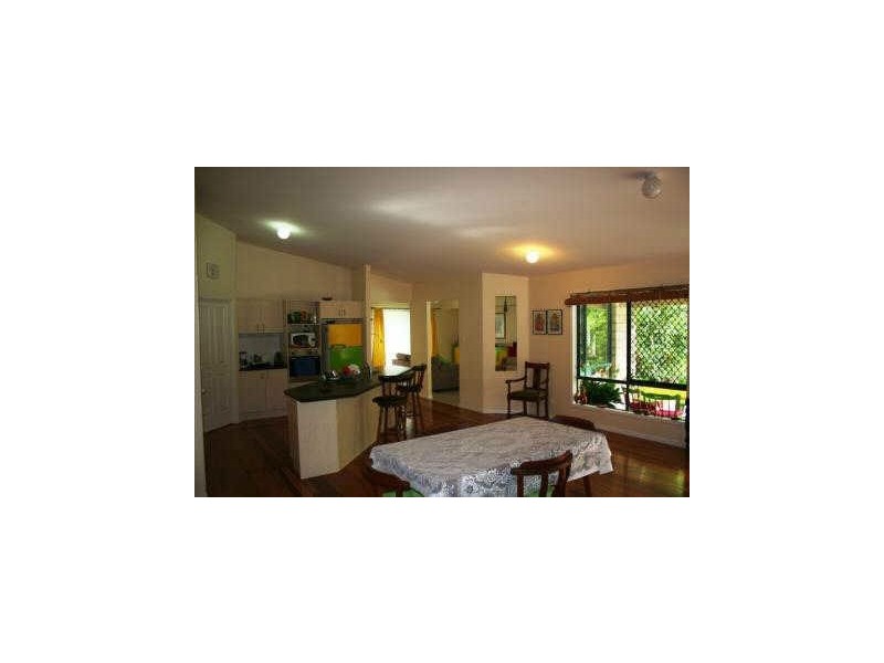 8 Honeysuckle Drive, Suffolk Park NSW 2481