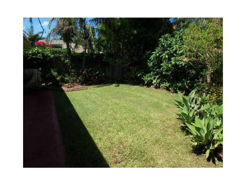 8 Carissa Crt, Suffolk Park NSW 2481