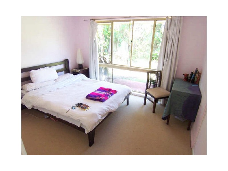 8 Carissa Crt, Suffolk Park NSW 2481
