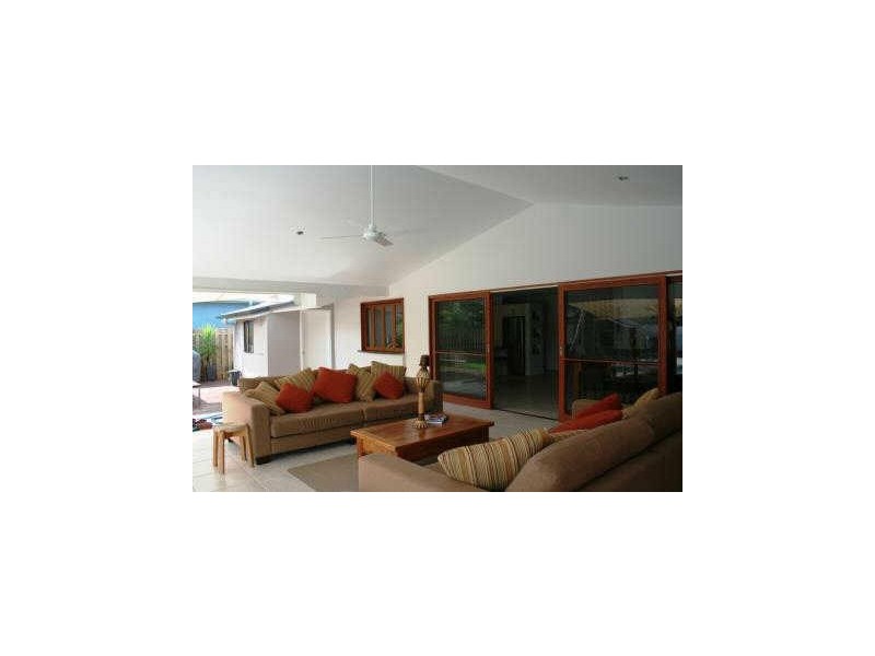 42 Brandon Street, Suffolk Park NSW 2481