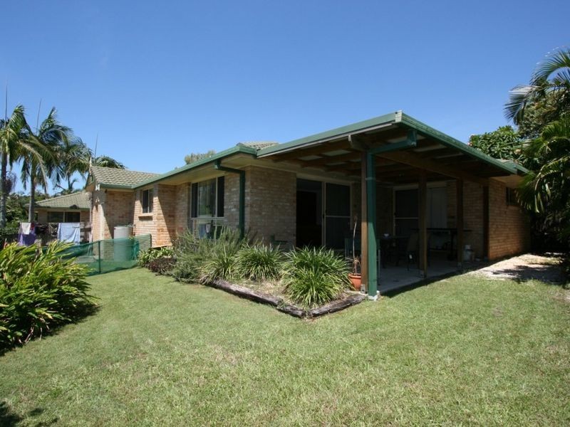 2/13 Mangobark Court, Suffolk Park NSW 2481