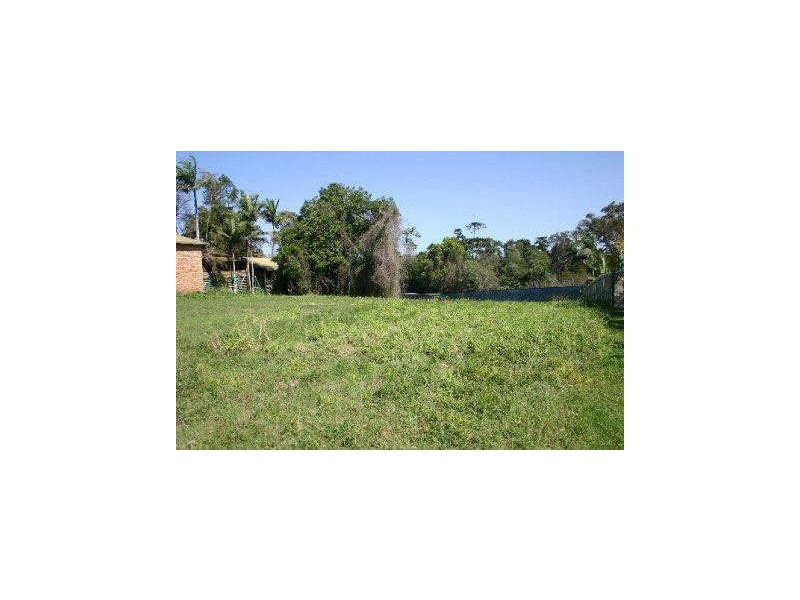 1 Arika Avenue, Ocean Shores NSW 2483