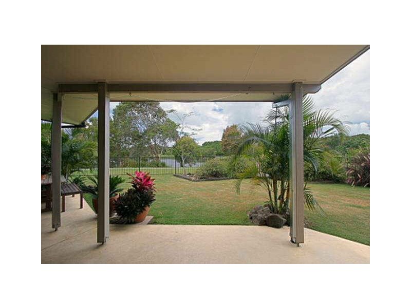 8 LASIANDRA CLOSE, Suffolk Park NSW 2481