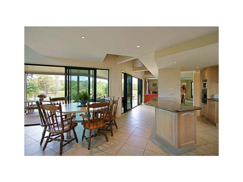 8 LASIANDRA CLOSE, Suffolk Park NSW 2481