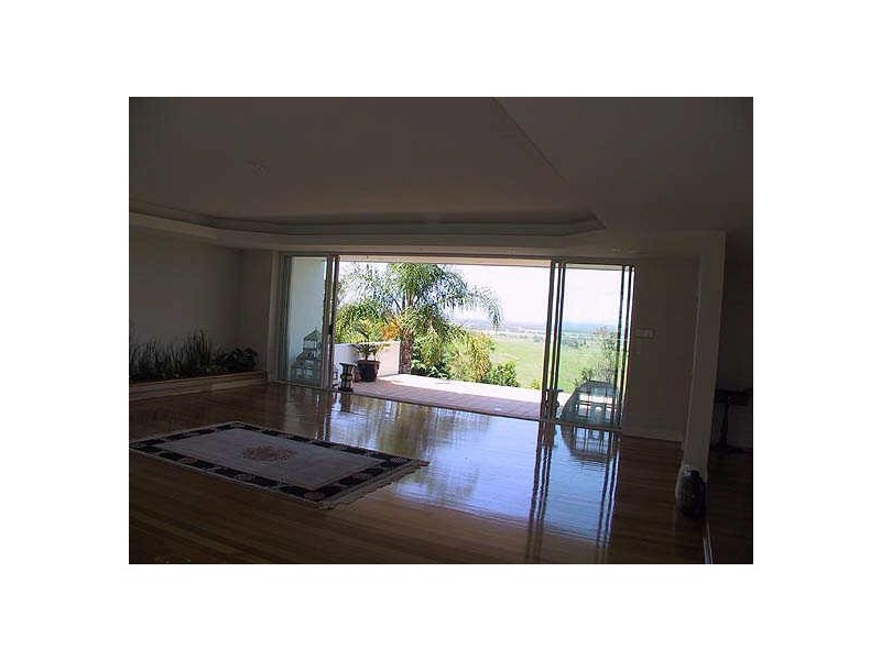 25 Pacific Highway, Knockrow NSW 2479
