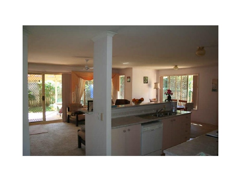 1 Ribbonwood Place, Suffolk Park NSW 2481