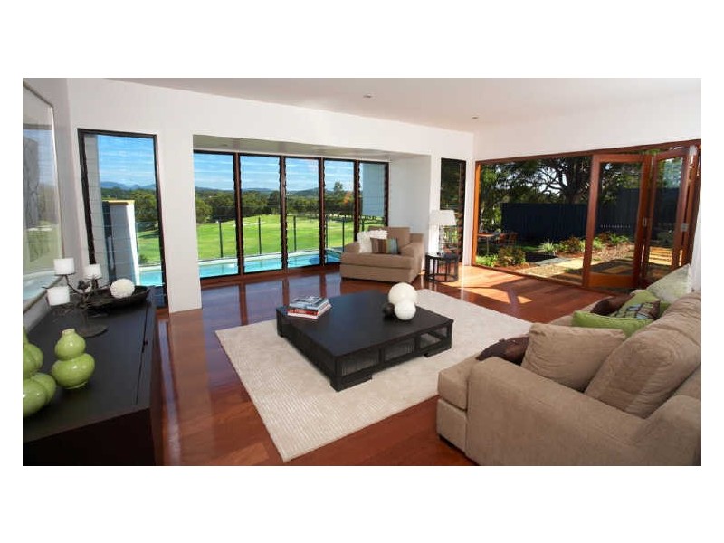 1 Langi Place, Ocean Shores NSW 2483