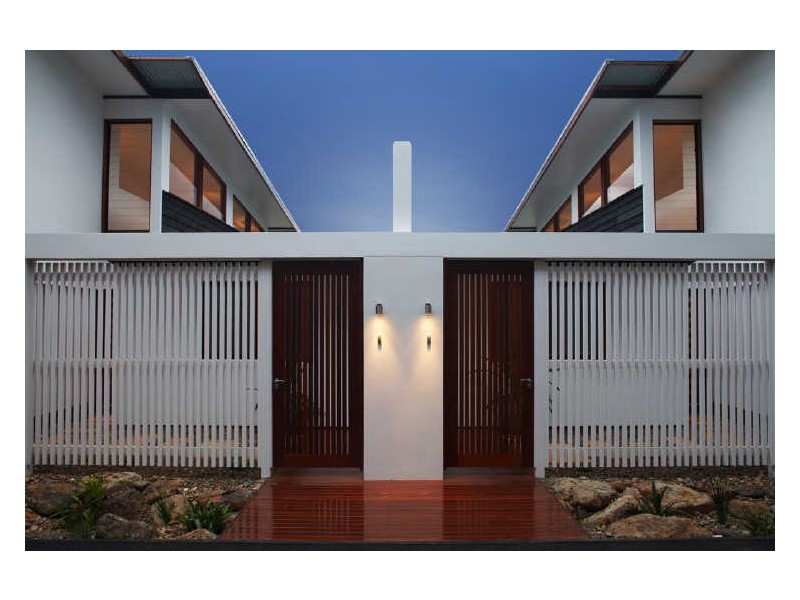 1 Langi Place, Ocean Shores NSW 2483