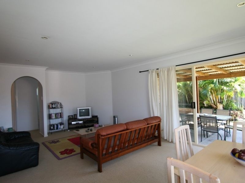 2/13 Mango Bark Court, Suffolk Park NSW 2481