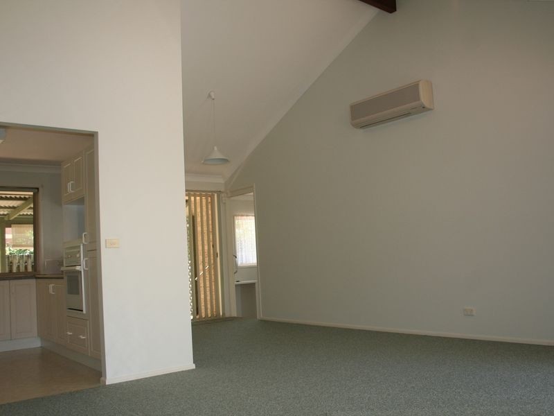 2/4 Hazelwood Close, Suffolk Park NSW 2481