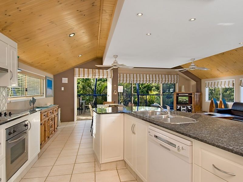 2/96 Lawson Street, Byron Bay NSW 2481