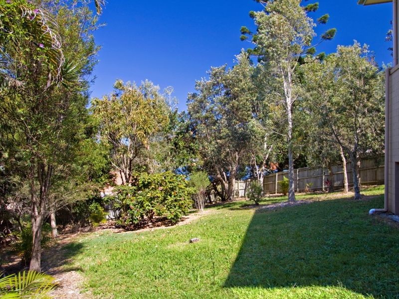 11 Hakea Crescent, Suffolk Park NSW 2481