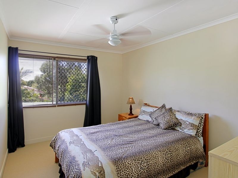 17 Armstrong Street, Suffolk Park NSW 2481