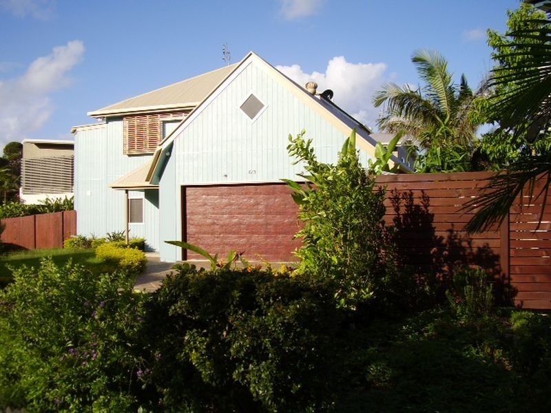 6/3 SALLYWATTLE DRIVE, Suffolk Park NSW 2481