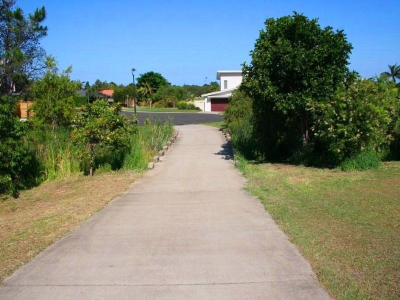 5 Tea Tree Court, Suffolk Park NSW 2481