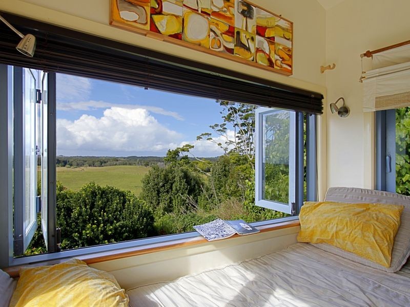 9 Cape Vista Drive, Ewingsdale NSW 2481