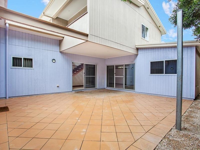 8/3 Sallywattle Drive, Suffolk Park NSW 2481