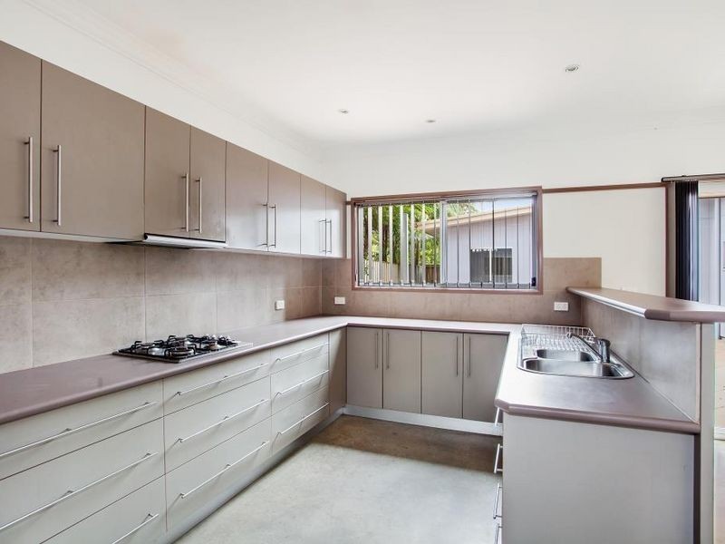 8/3 Sallywattle Drive, Suffolk Park NSW 2481