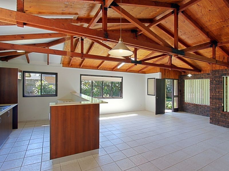 154 Broken Head Road, Suffolk Park NSW 2481