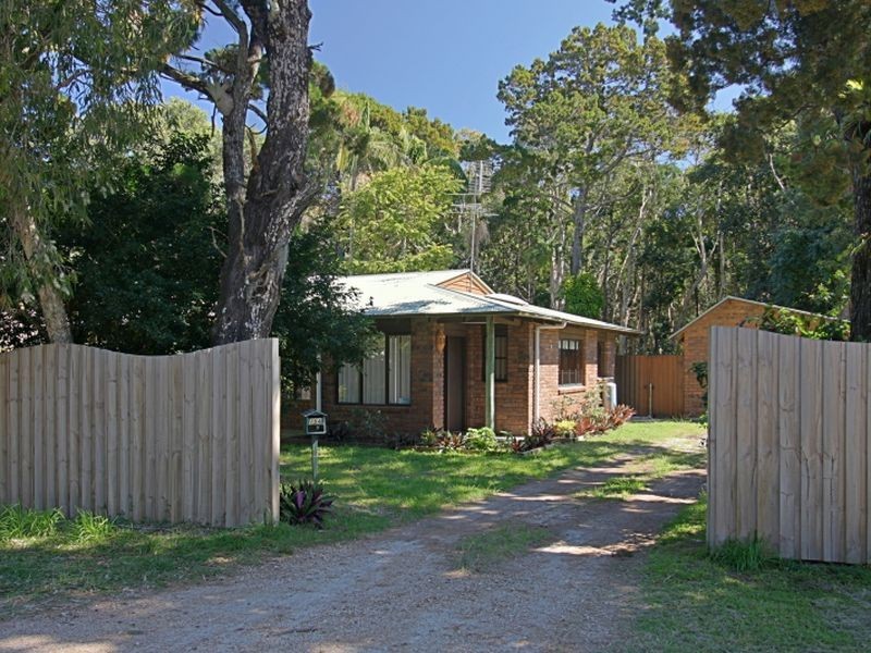 154 Broken Head Road, Suffolk Park NSW 2481