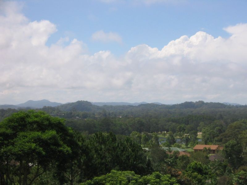 1 Narooma Drive, Ocean Shores NSW 2483