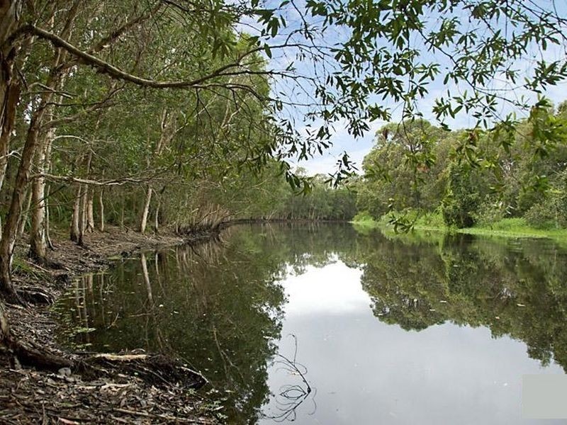 97A Broken Head Road, Suffolk Park NSW 2481