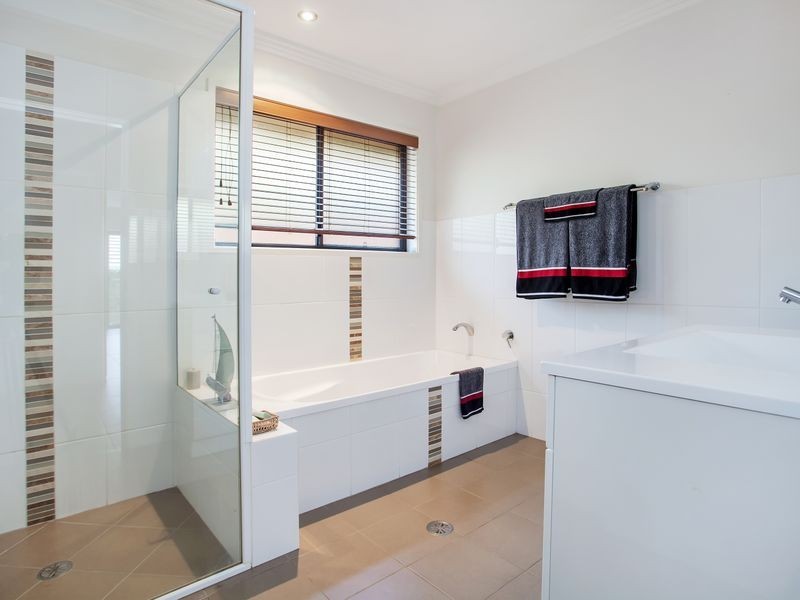 22 Ridgeview Crescent, Lennox Head NSW 2478