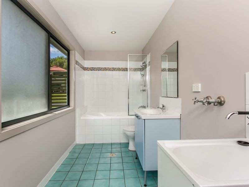 33 Caniaba Crescent, Suffolk Park NSW 2481