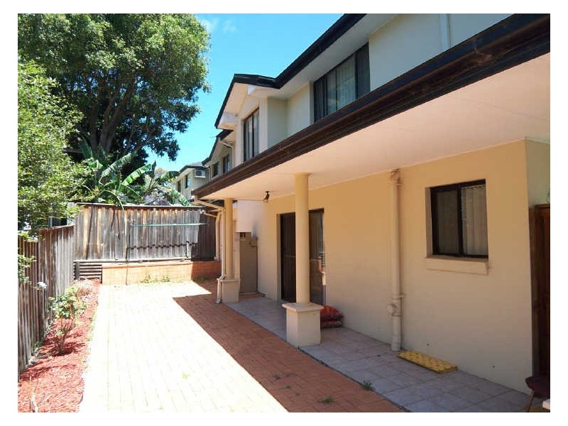 1/18 Dunmore Avenue, Carlingford NSW 2118