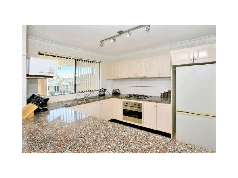 15/9-15 Lloyds Avenue, Carlingford NSW 2118